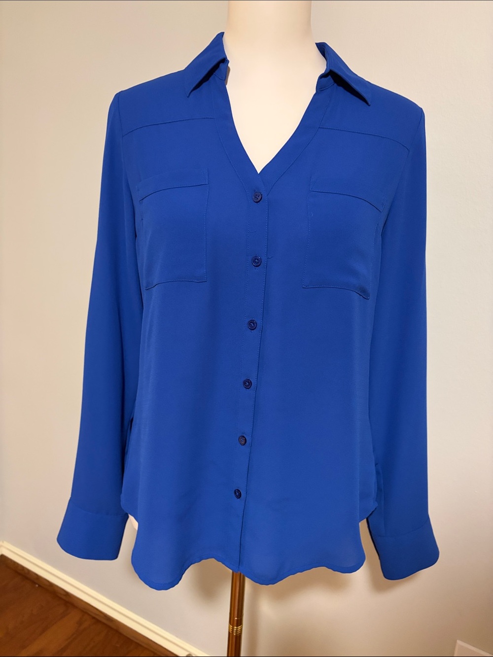 Express Women’s The Portofino Shirt in Royal Blue Size Small